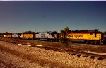 CSX 6117 and other Geeps in the yard